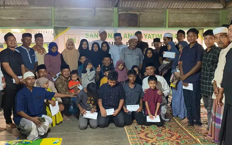 Jelang Idul Fitri, Warga Alue Pisang Santuni Yatim, Piatu dan Fakir