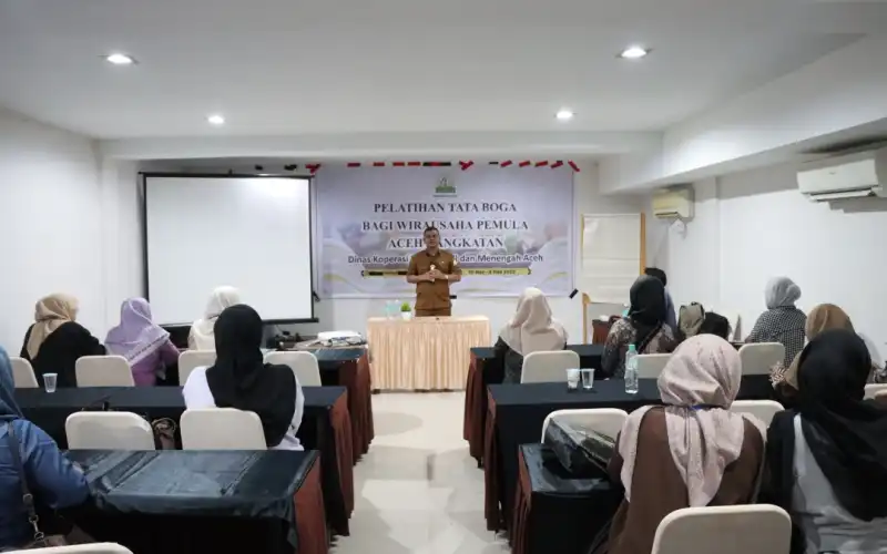 Pelatihan Tata Boga bagi Wirausaha Pemula Aceh Ditutup, Diskop UKM Aceh: "Pemerintah Aceh Siap Dukung Pengembangan UMKM"