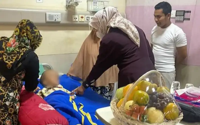 Pj Bupati Nagan Raya, Fitriany Farhas, Besuk Balita Penderita Hydrosefalus