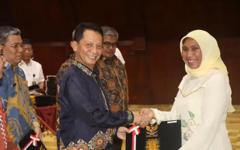 Peroleh WTP 14 Kali, Pemkab Nagan Raya Terima Penghargaan dari Kemenkeu RI