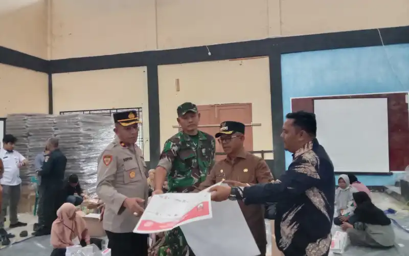 Proses Sortir dan Pelipatan Surat Suara Pemilu 2024 di Aceh Jaya Berjalan Lancar