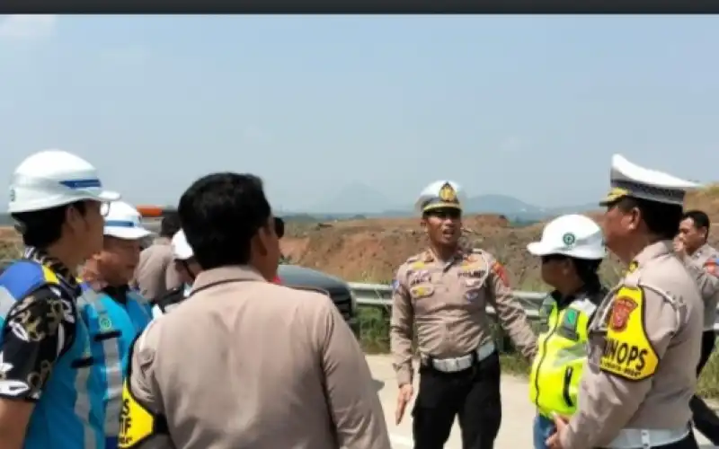 Satlantas Polres Purwakarta Bersama Ditlantas Polda Jawa Barat Lakukan survei Ruas Jalan Tol Japek Selatan