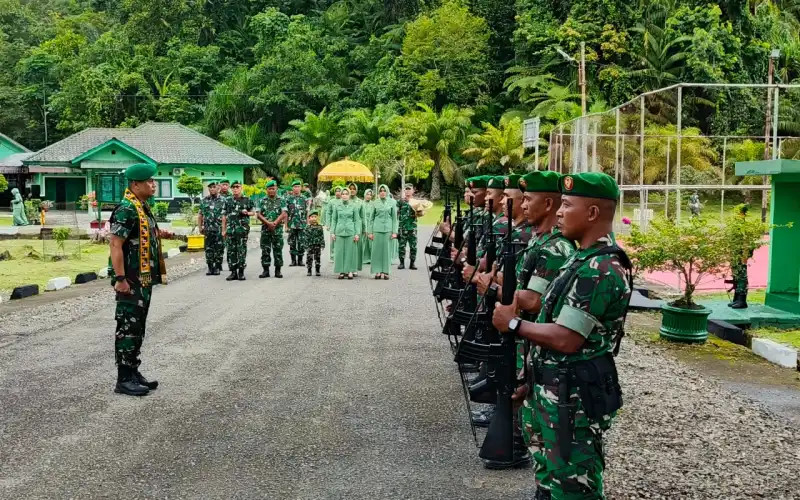 Danrem 012/TU beri jam Komandan kepada Prajurit Kodim 0115/Simeulue